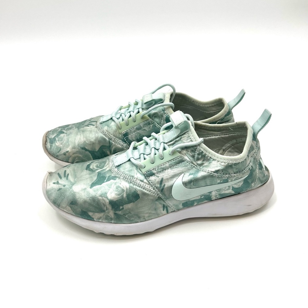 Nike Women’s Juvenate Floral Blue Tennis Sneakers Size 8 - Picture 7 of 16